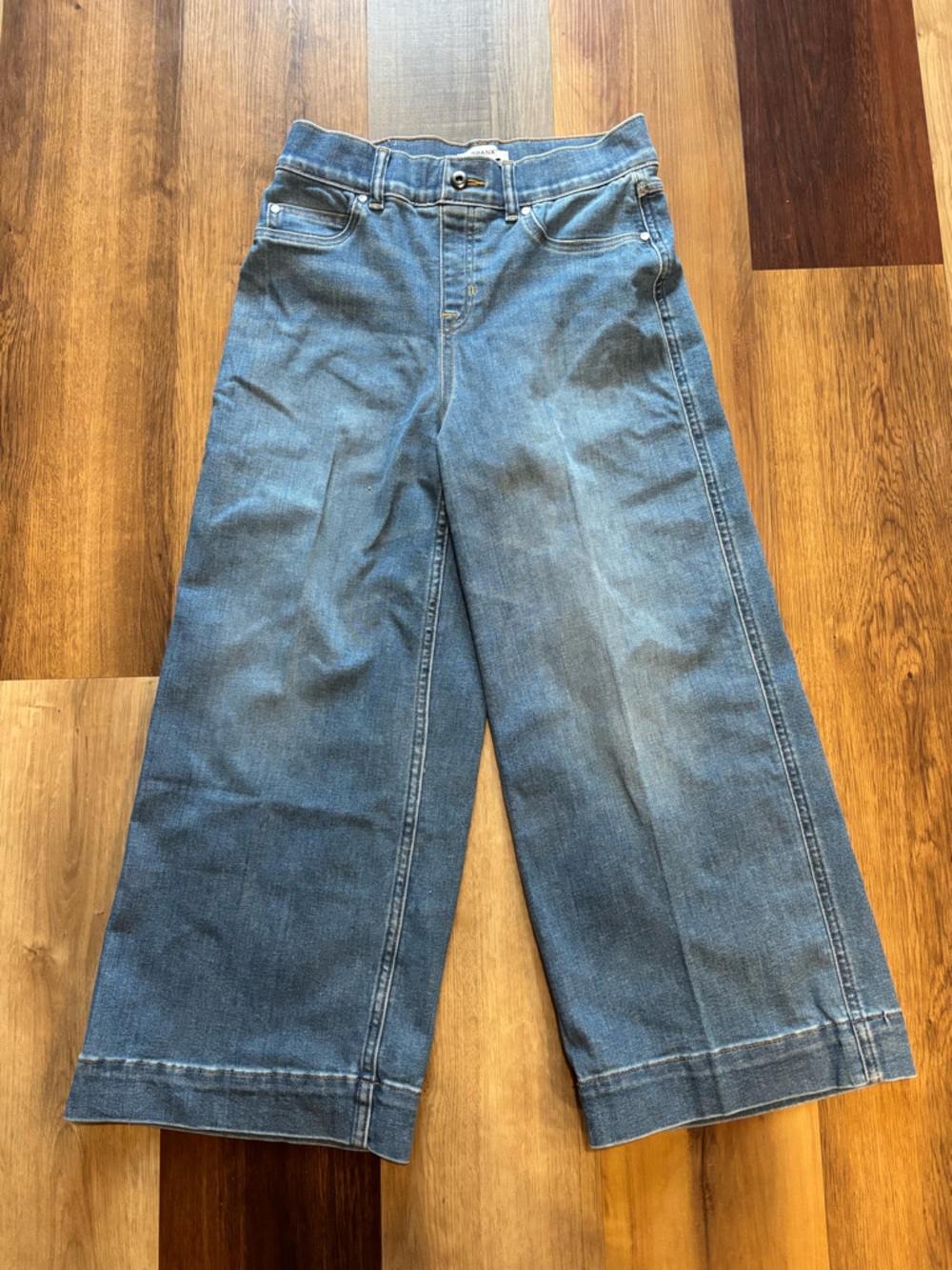NWT SPANX Wide Leg Denim Jeans Medium Wash High Rise Shaping Pants Cuffed Hem